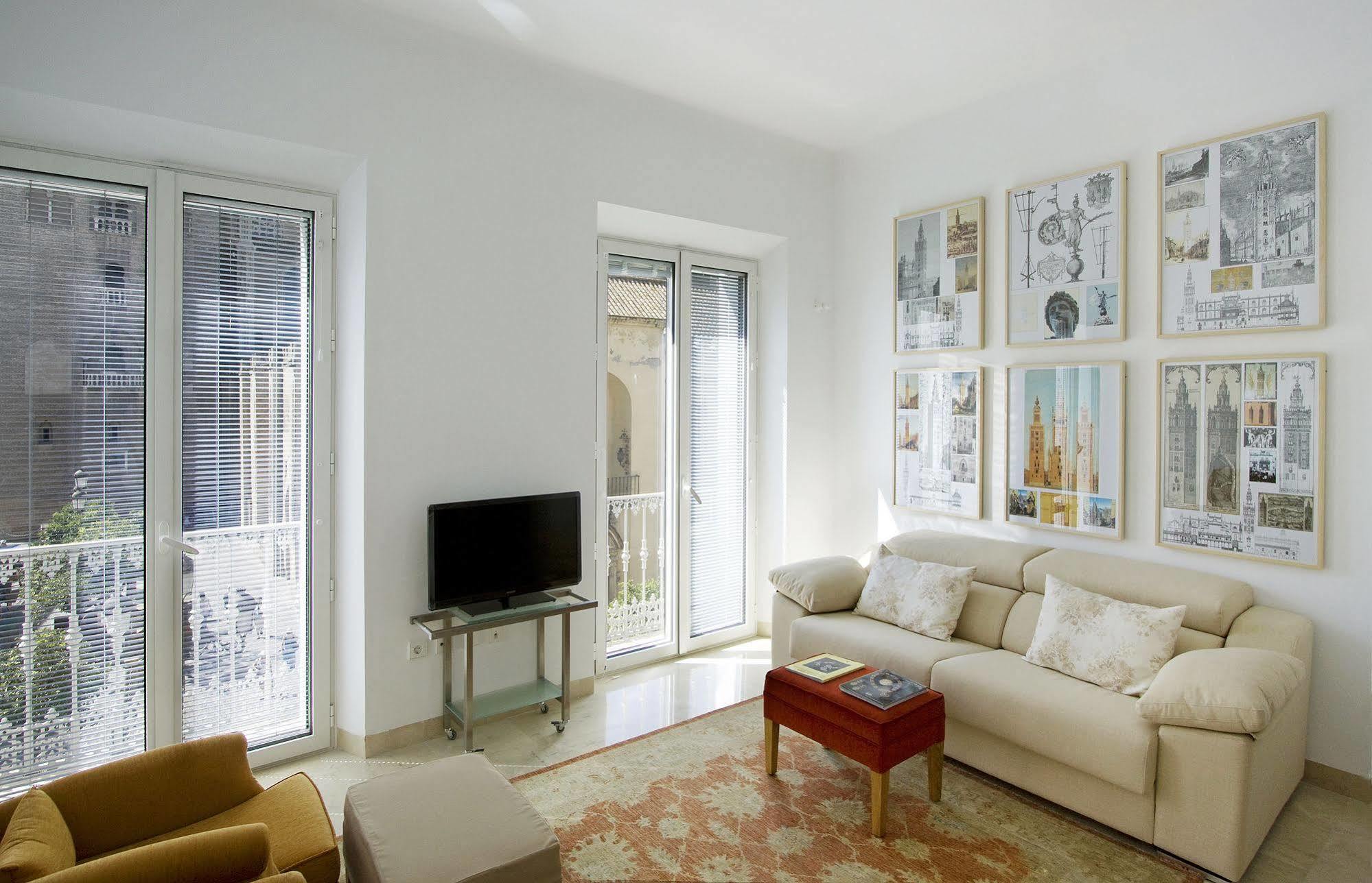 Apartamentos Alemanes Gradas Luxury Seville Luaran gambar